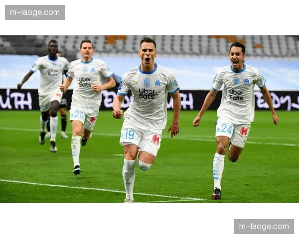 霍金斯与利索夫斯基交手记录占优 长局制唯一对决曾十比三胜